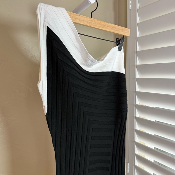 SOLD - Picture 6 of 10